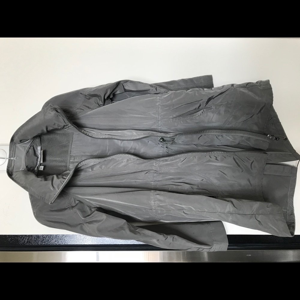 Light spring jacket with hood